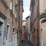 Casa Tua Chic Sant'angelo דירה